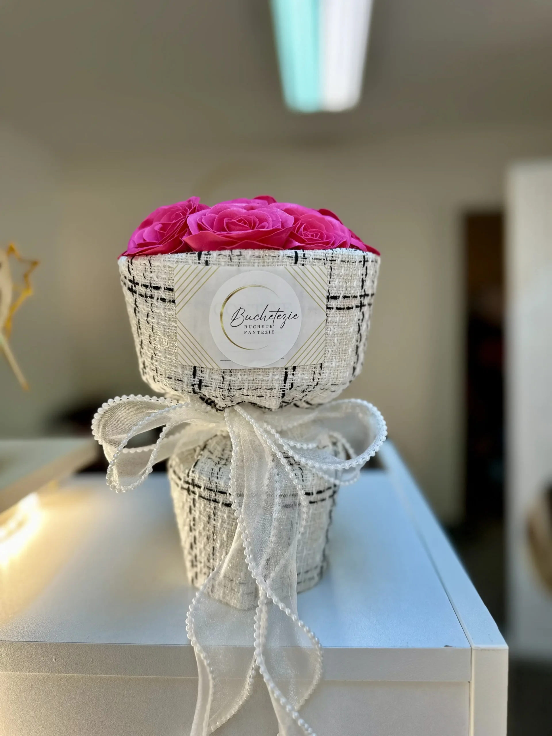 Buchet Love in Bloom-pink - imagine 4