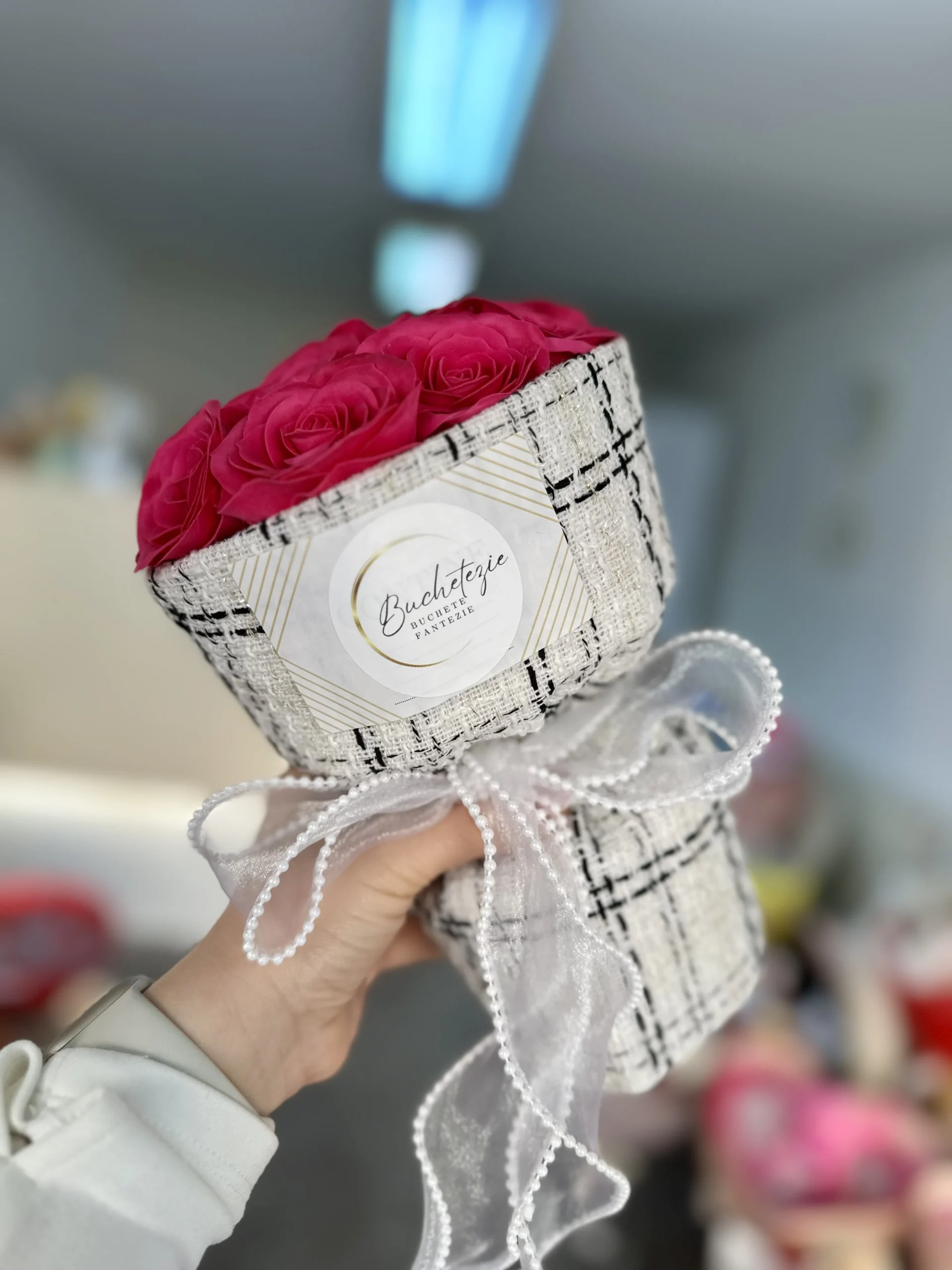 Buchet Love in Bloom-pink - imagine 5