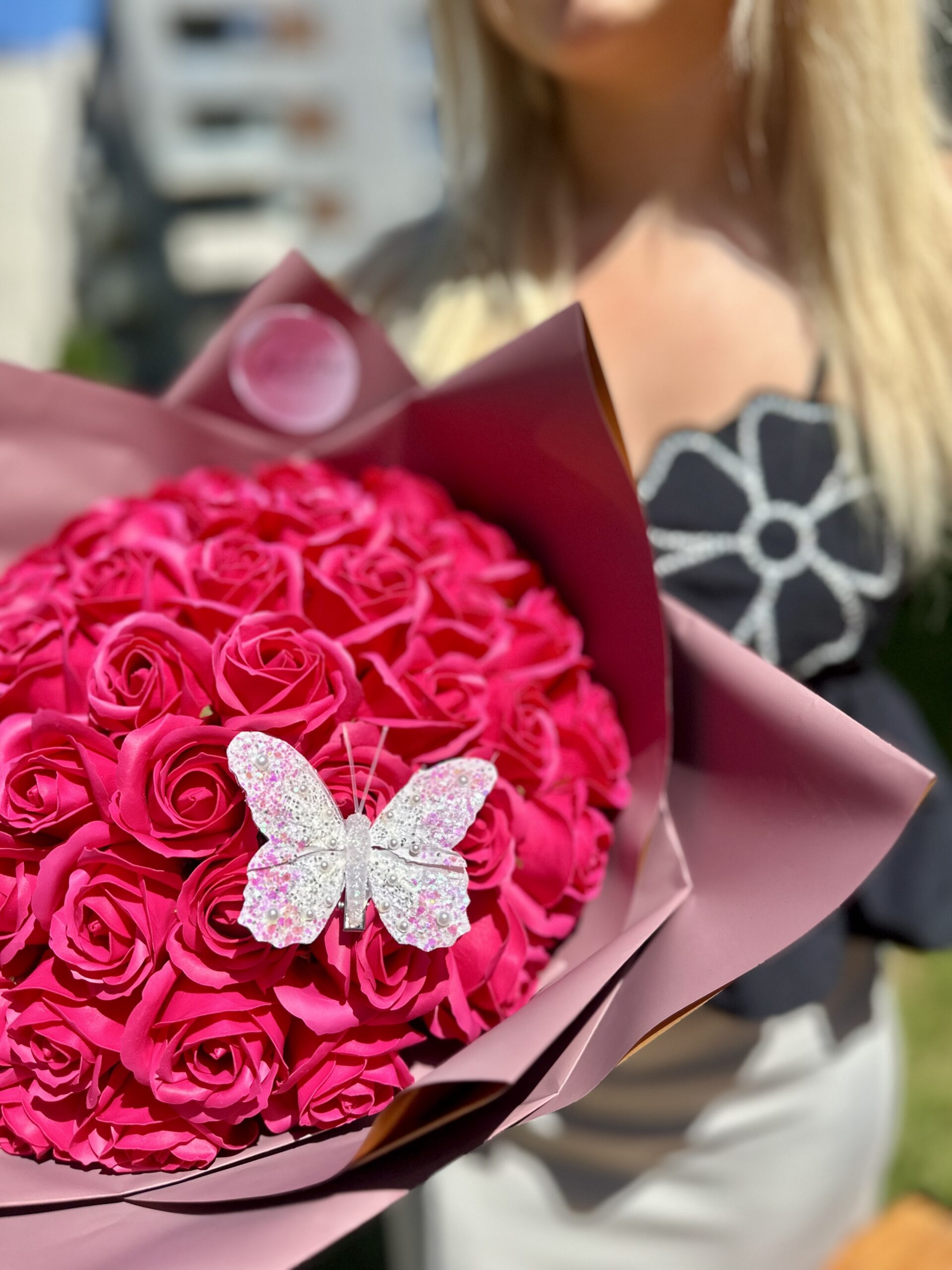 Buchet Butterfly Effect - imagine 3